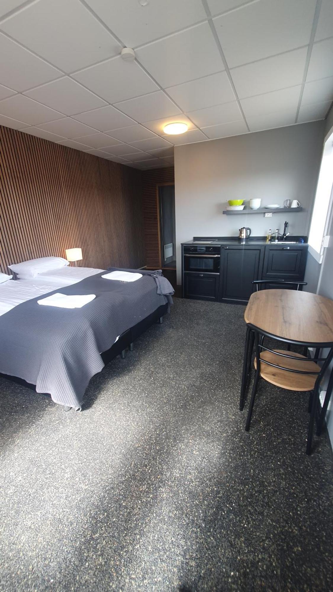 Vikingcafe Hotel Höfn Екстериор снимка